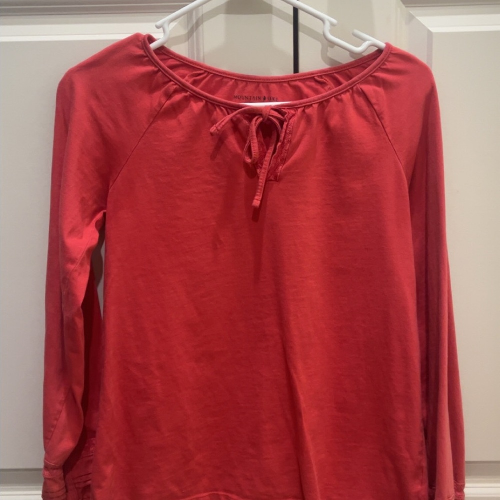 Mountain Lake Women's Coral Long Sleeve Top